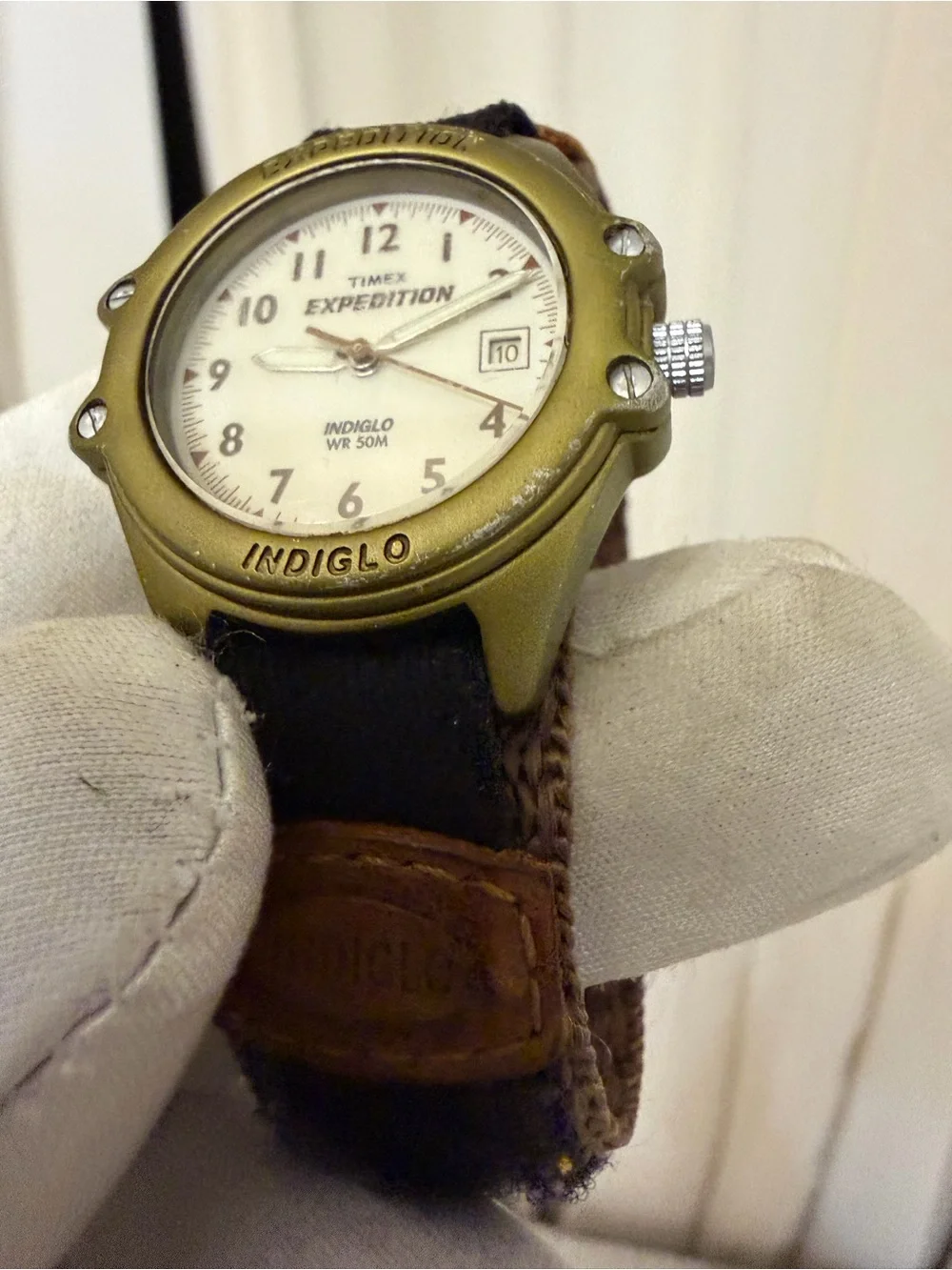 Vintage 1998 Timex Expedition Indiglo WR 50M Quartz Watch Olive Green H9